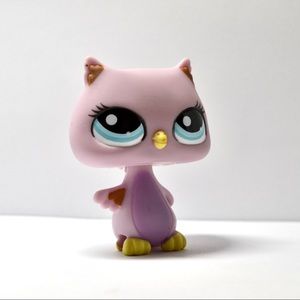 Littlest Pet Shop Authentic # 1373 Purple Owl Blue Eyes